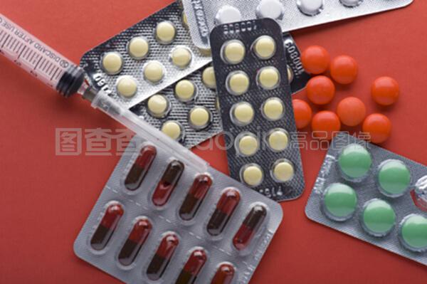 片剂、注射剂与栓剂 三种常见剂型的特点与应用